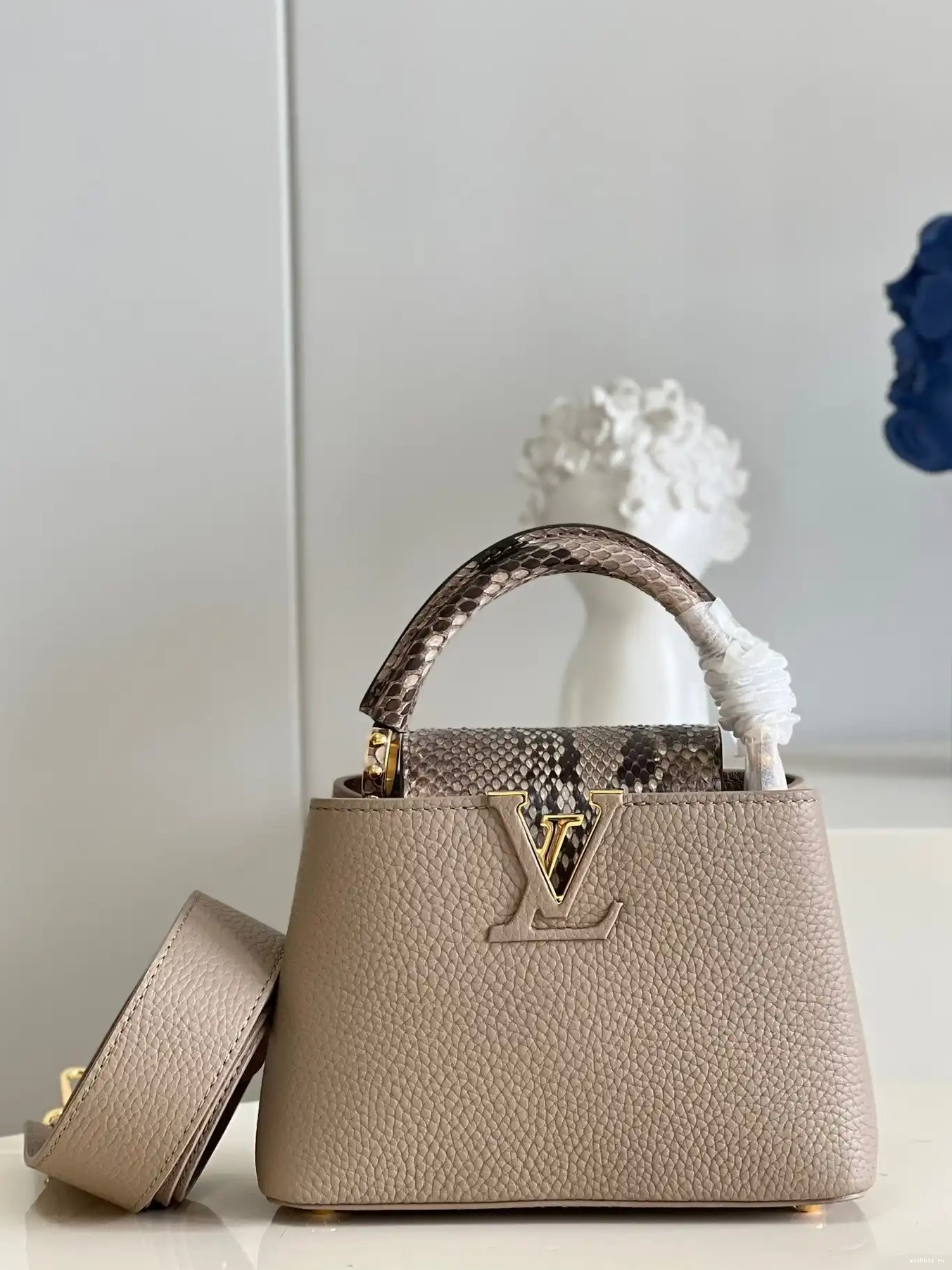 WIS MINI VUITTON LOUIS CAPUCINES 0705